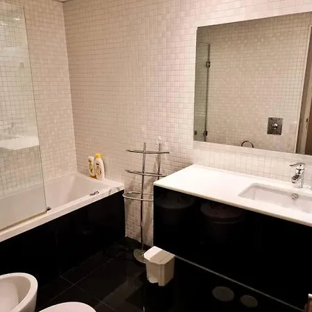 Central Duplex Apartment-full View Of Douro River فيلا نوفا دي غايا